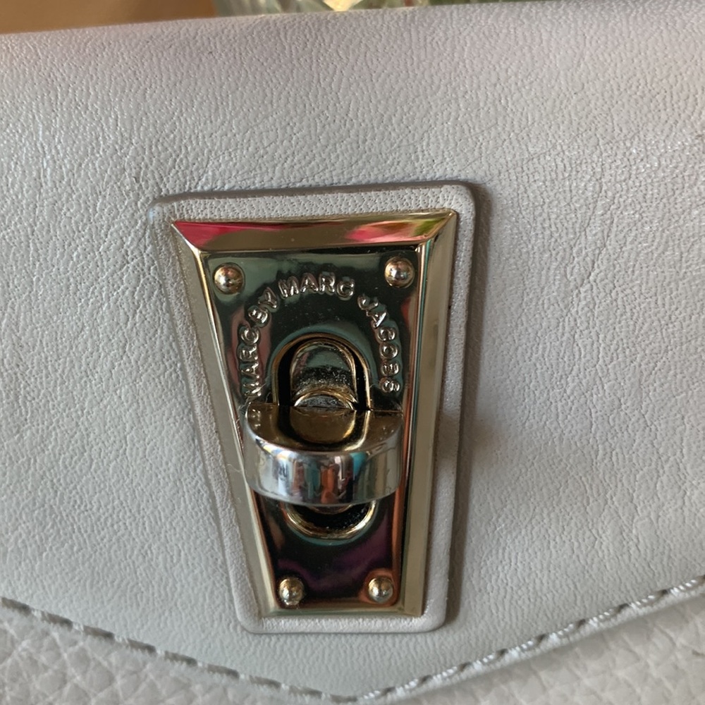 Marc by Marc Jacob’s Leather Wallet - Picture 2 of 5
